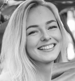 healthy gums with Periodontist at Chaska